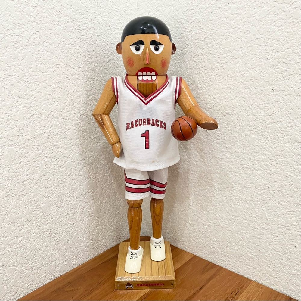 2002 STERLING & CAMILLE University Of Arkansas Razorbacks Basketball Nutcracker